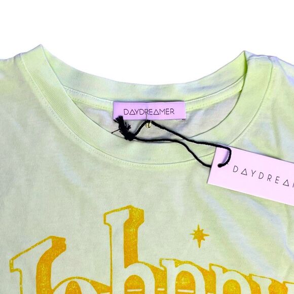 New! Daydreamer Womens Johnny Cash A Thing Called Love Tour Tee Yellow Small NWT - Picture 7 of 13